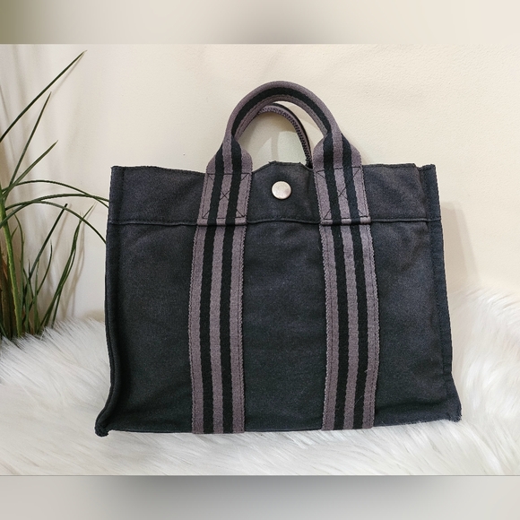 ❌SOLD❌ 🖤Hermes Canvas Tote Pm🖤 - Picture 2 of 13